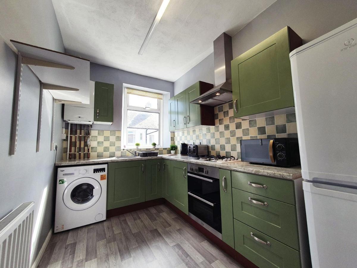 Brodie'S Hideaway Stylish Seaside Town Apartment 安布尔 外观 照片